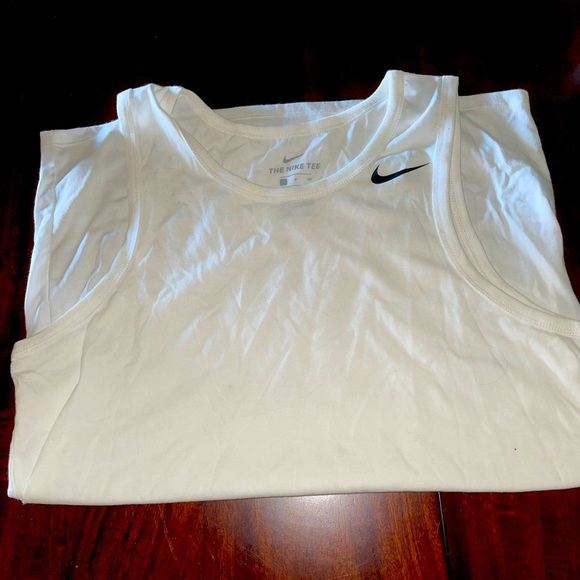 it doesn't have the labels but i never used it - Picture 1 of 2